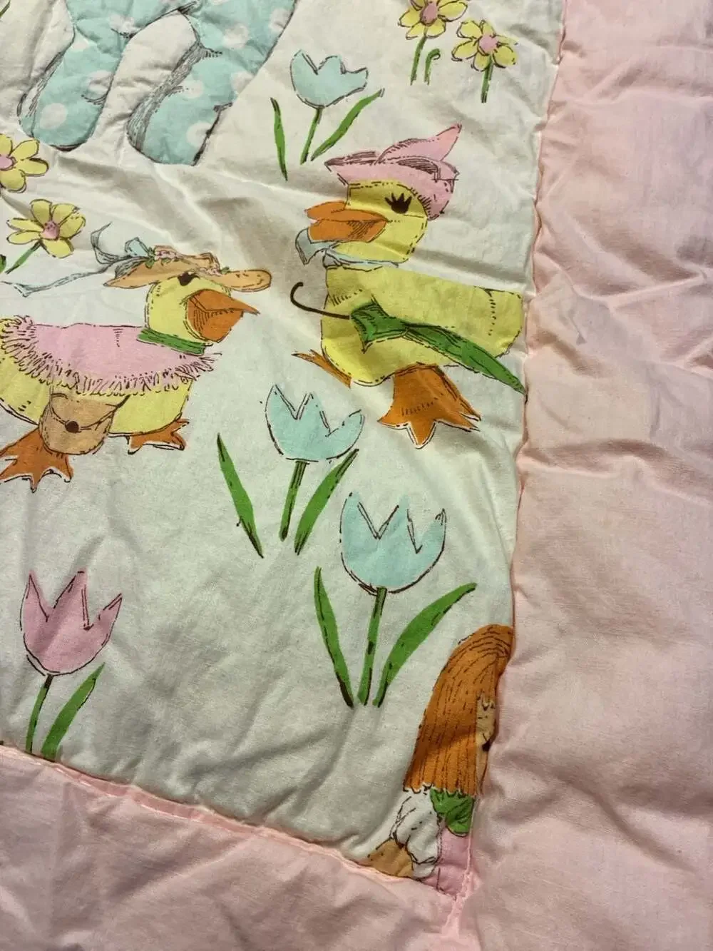 DuPont Vintage Dacron Filling Baby Quilt Pink Blue Nursery Rhyme Dolls
